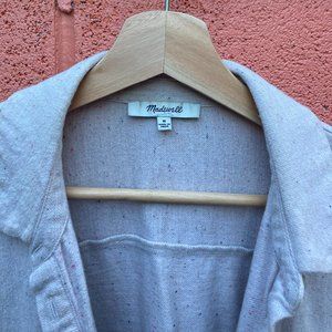 Comfy Madewell Button Down w/ Pockets!
